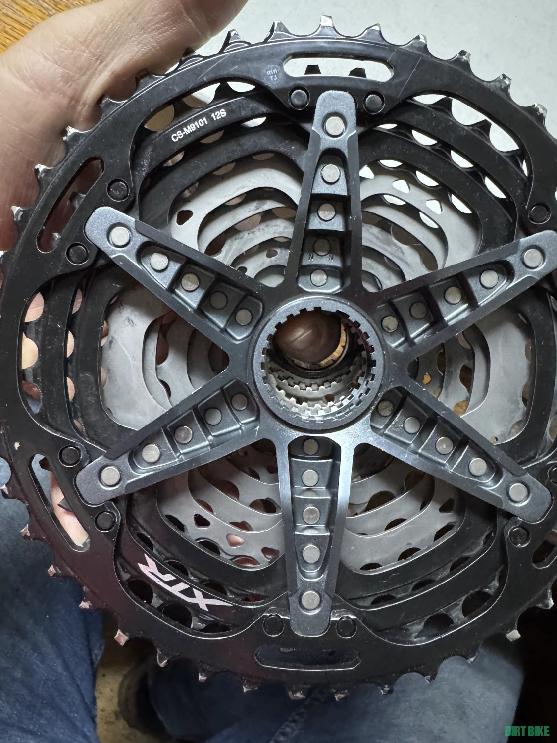 6. Pinion Shimano XTR 12s Cs-M9101 10-45