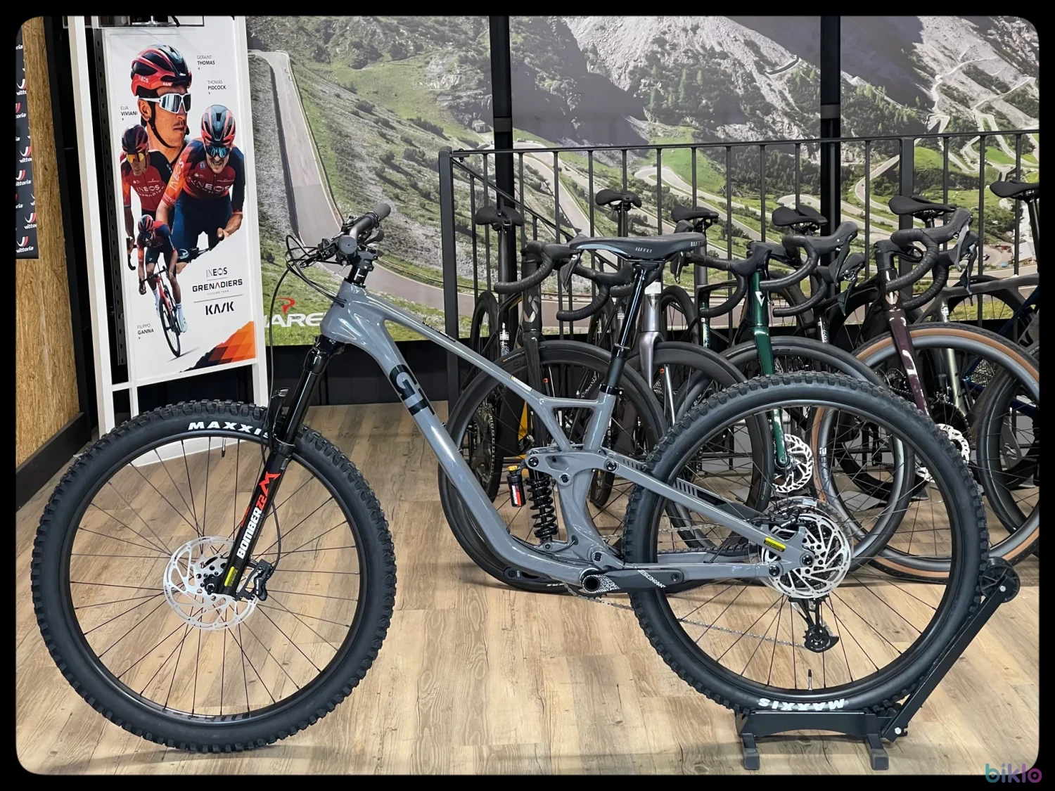 7. GT Sensor Carbon Elite 29.vel.S.M.L.XL.Nové