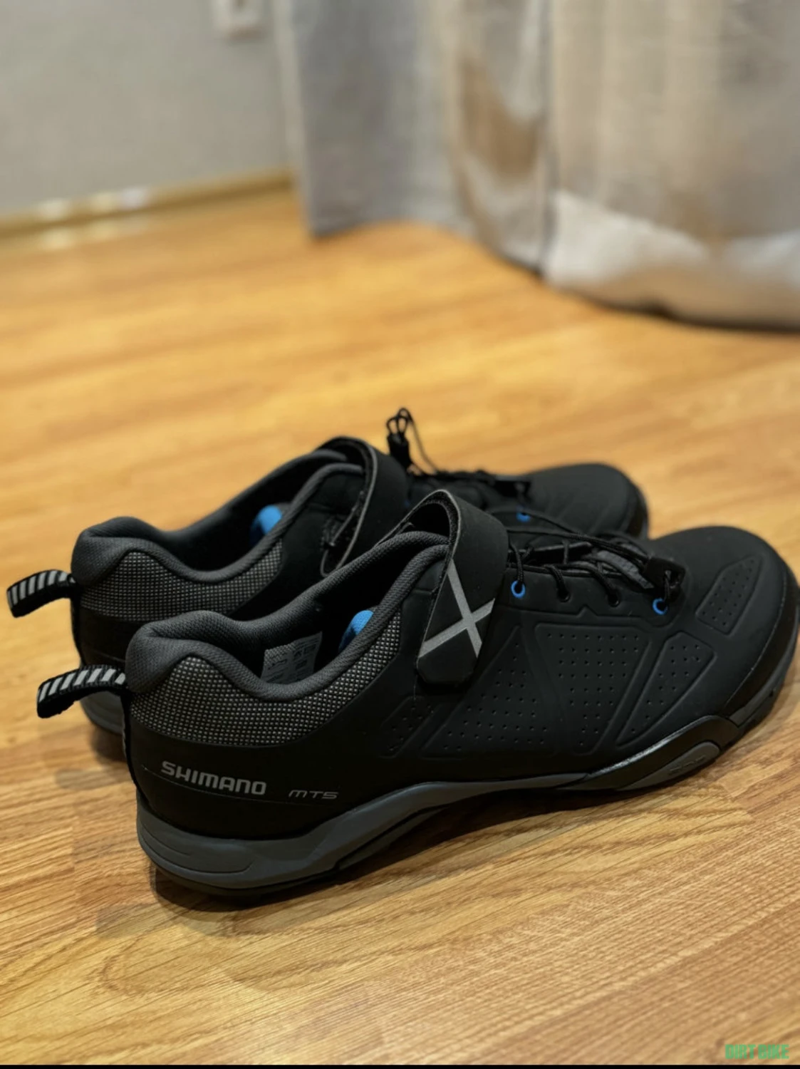4. Shimano SH-MT5