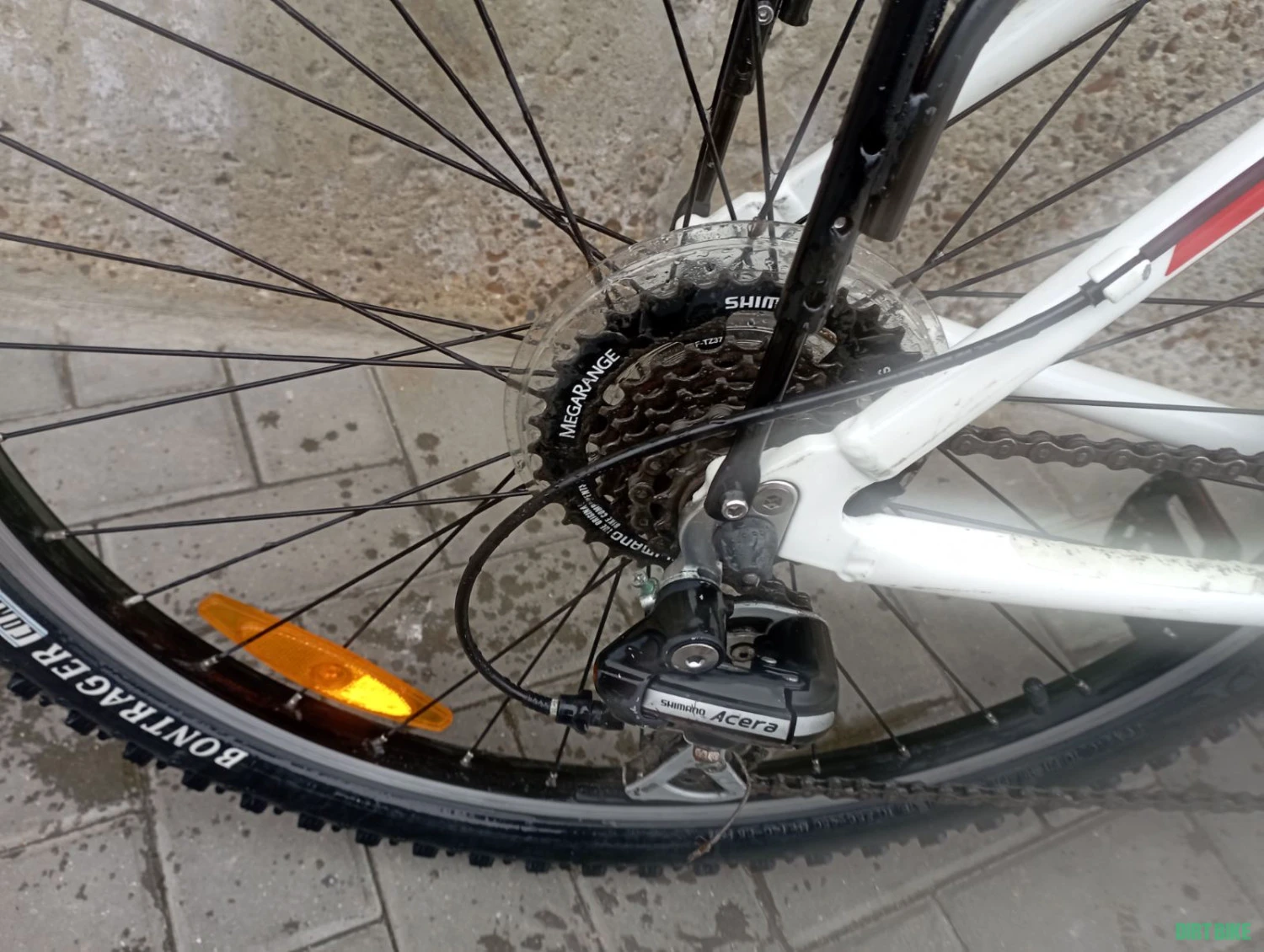8. Trek Alpha 3700