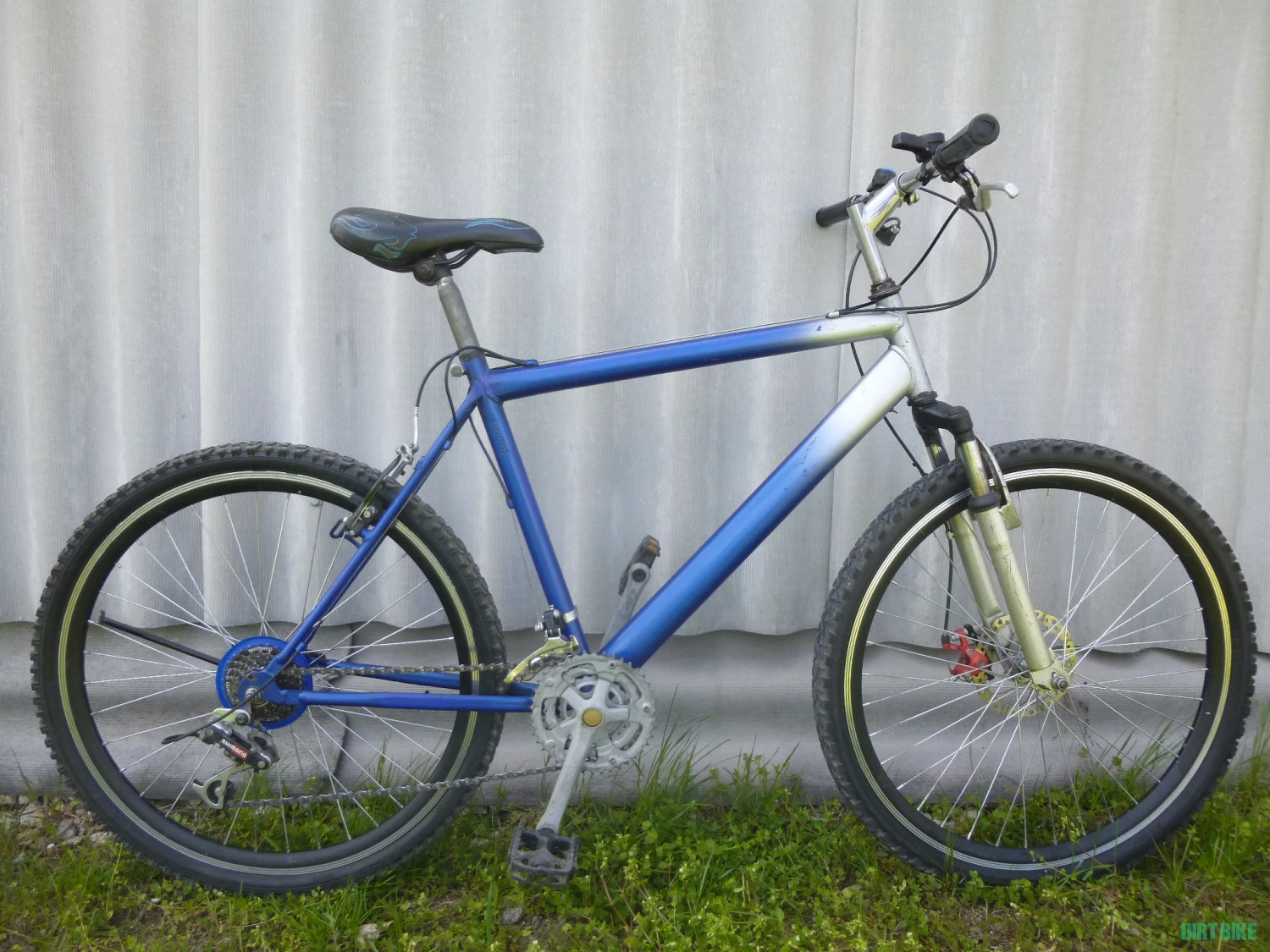 1. Bicicleta gata de mers- pentru inaltime 155-200cm-roti 26 / Велосипед готов к езде- для роста 155-200см.