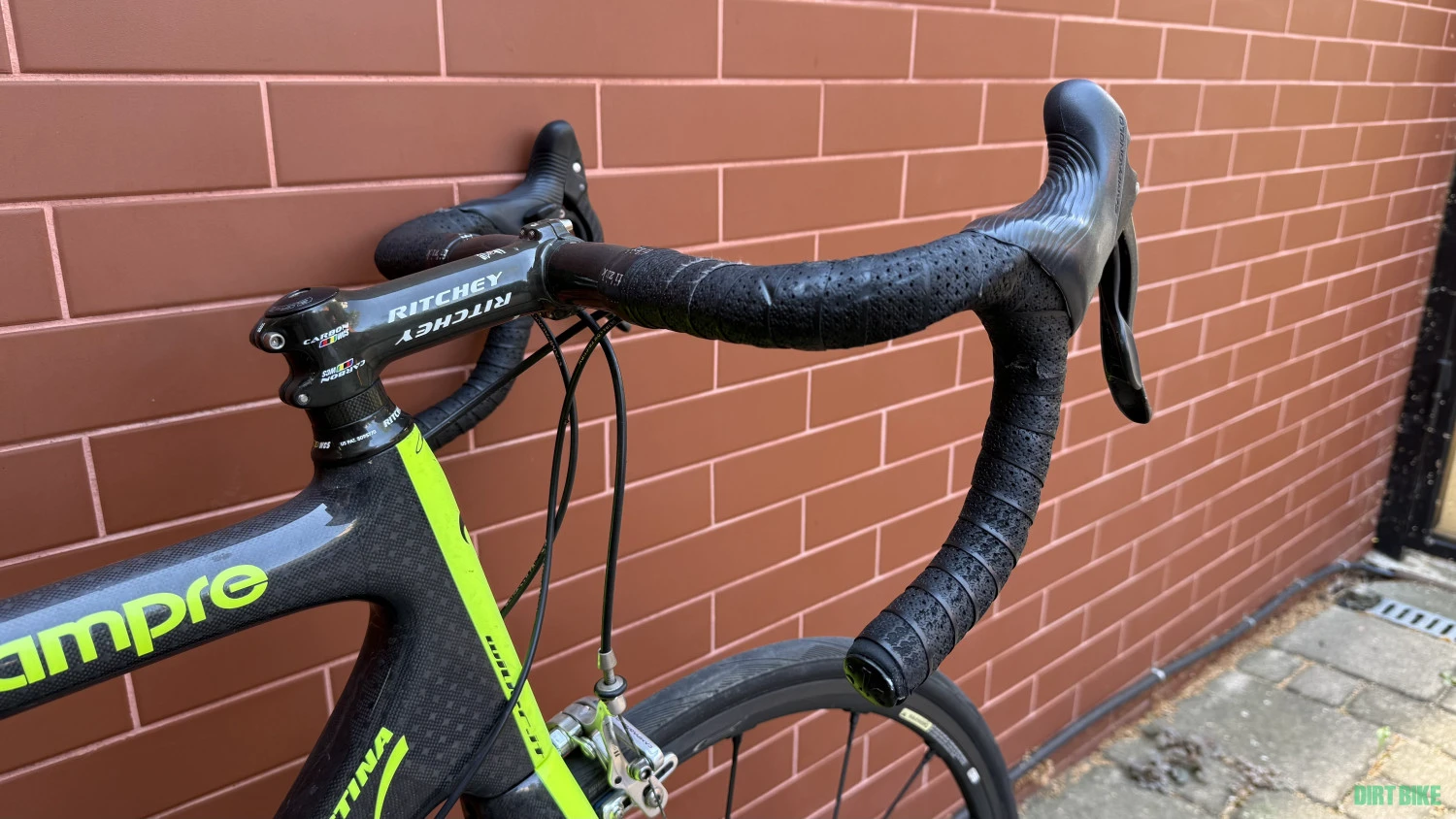 3. Vând cursieră Wilier Triestina Cento1 Superleggera – Lampre Edition