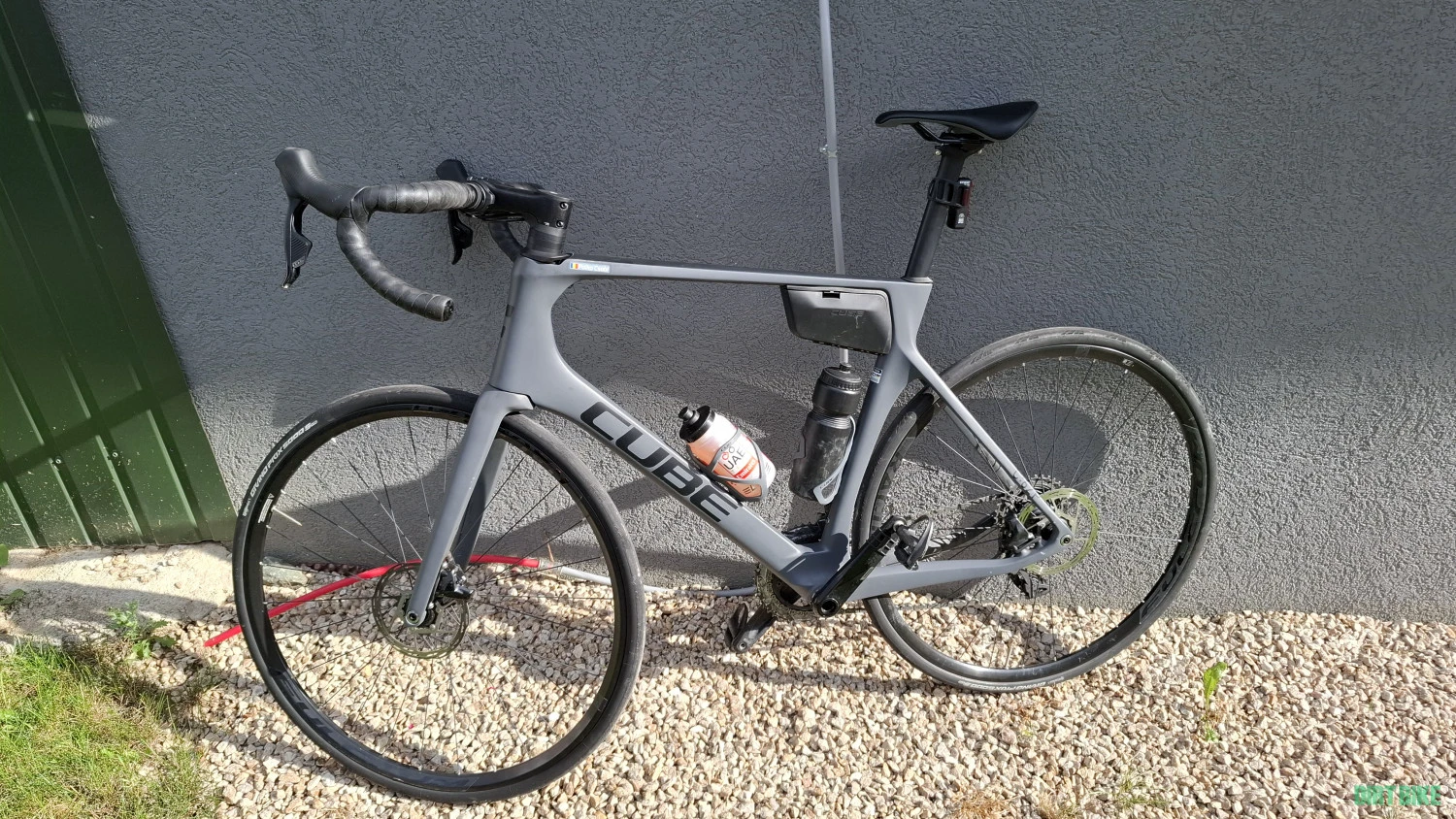 1. Bicicleta Cube Agree C:62 Pro Grey Carbon 2022
