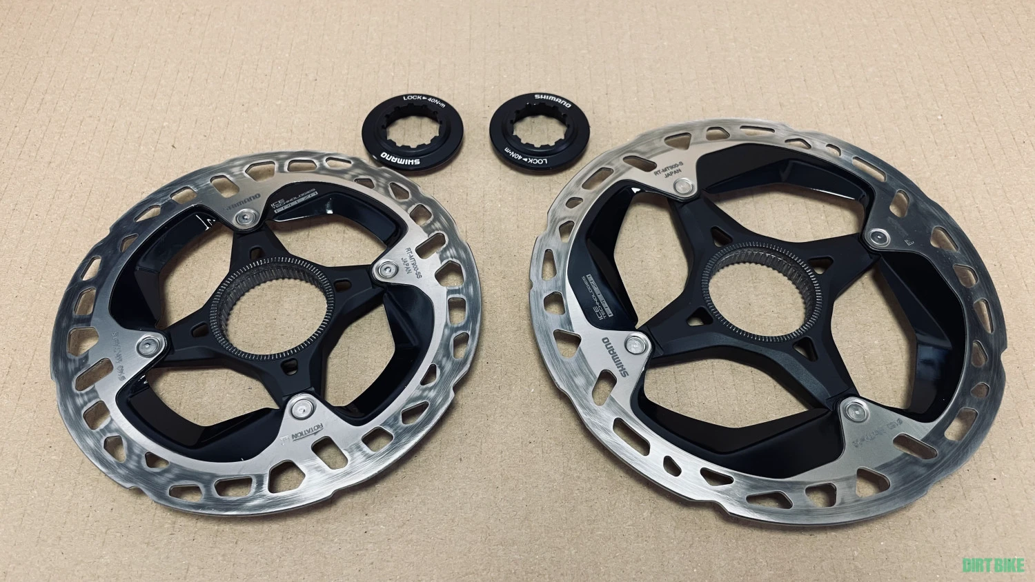 1. Set discuri Shimano DuraAce SM-RT900