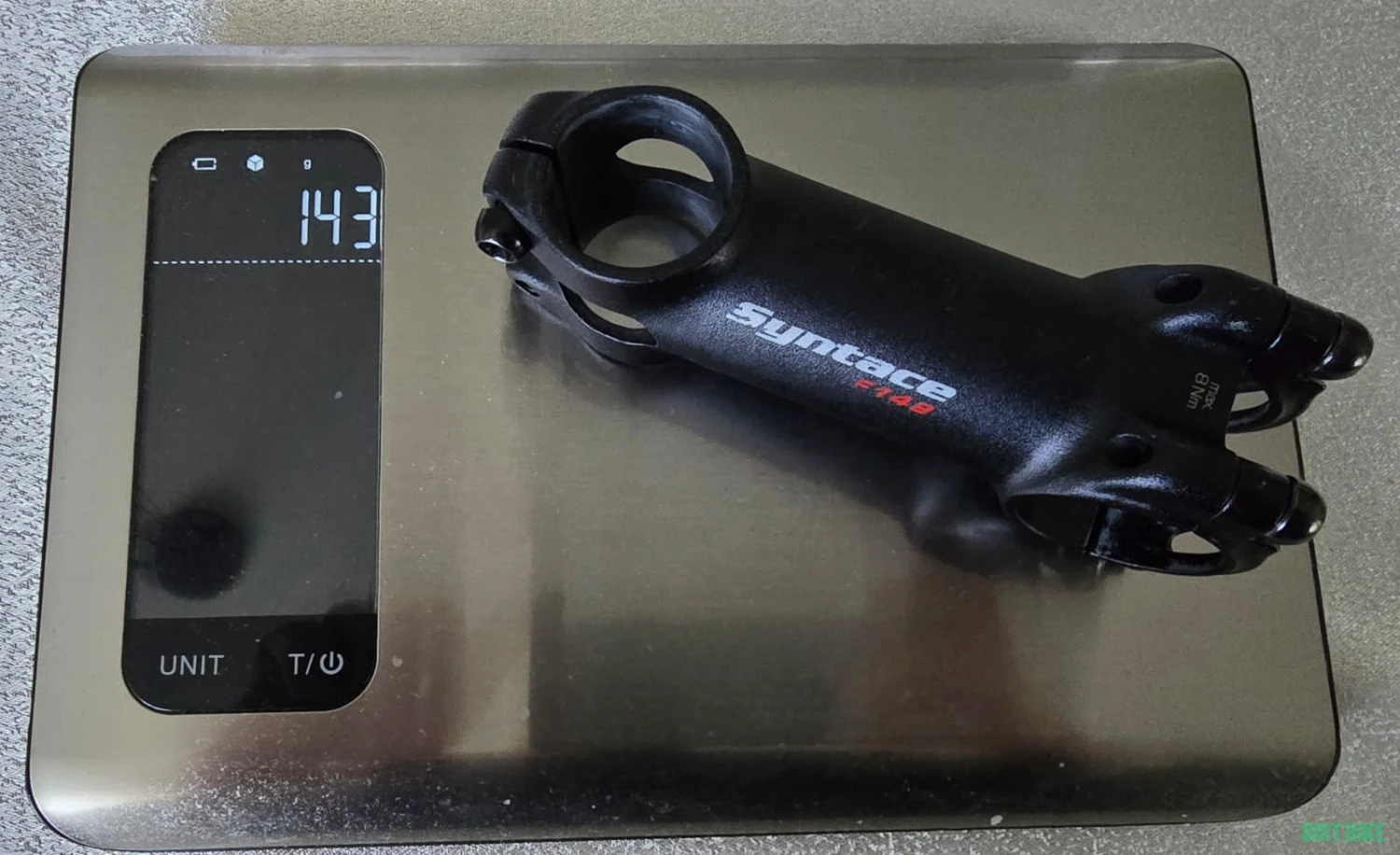 1. Pipa Syntrace F149 80mm 143g