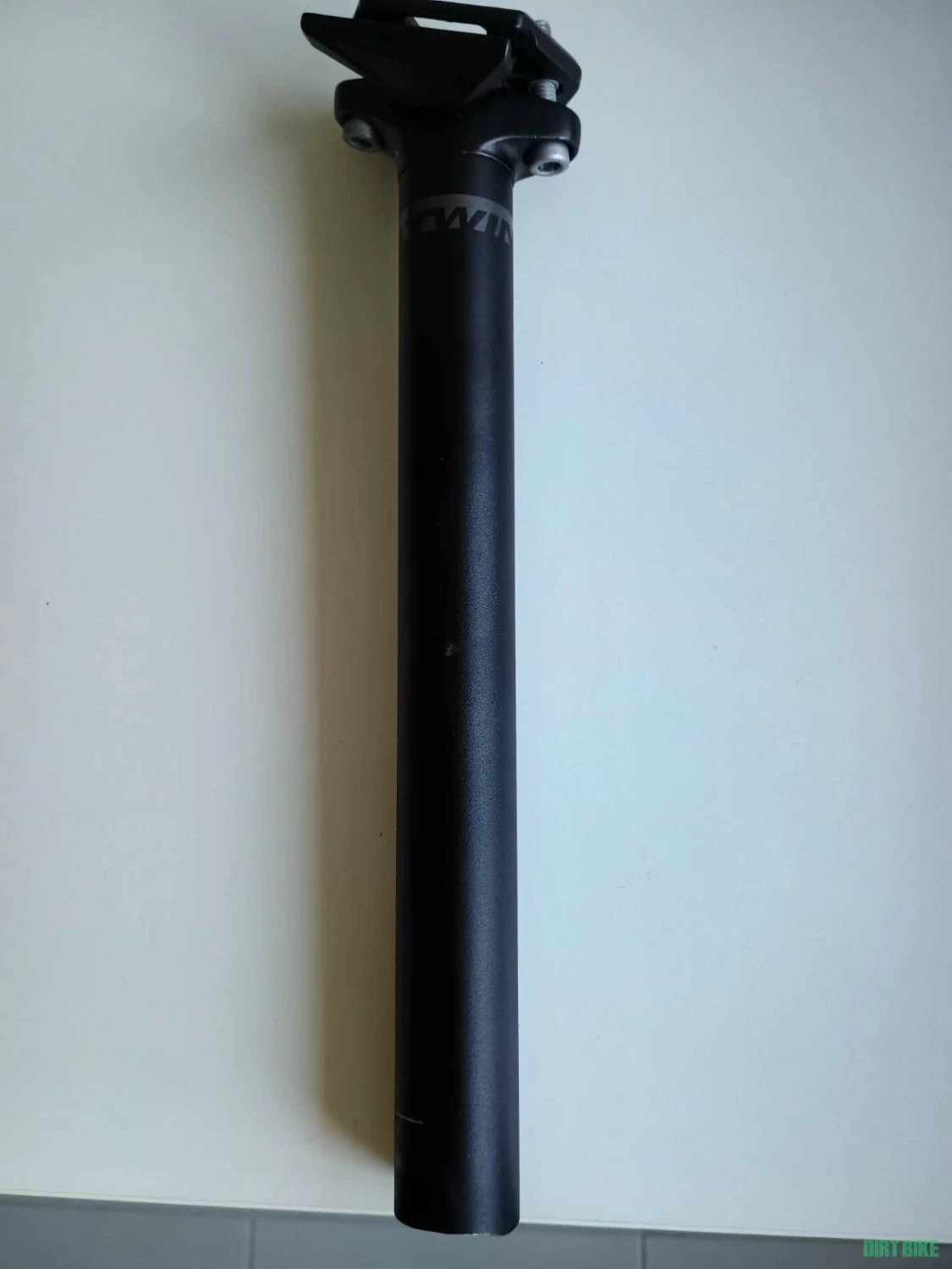 1. Vand tija de sa BTwin 27.2mm lungime 23.5cm