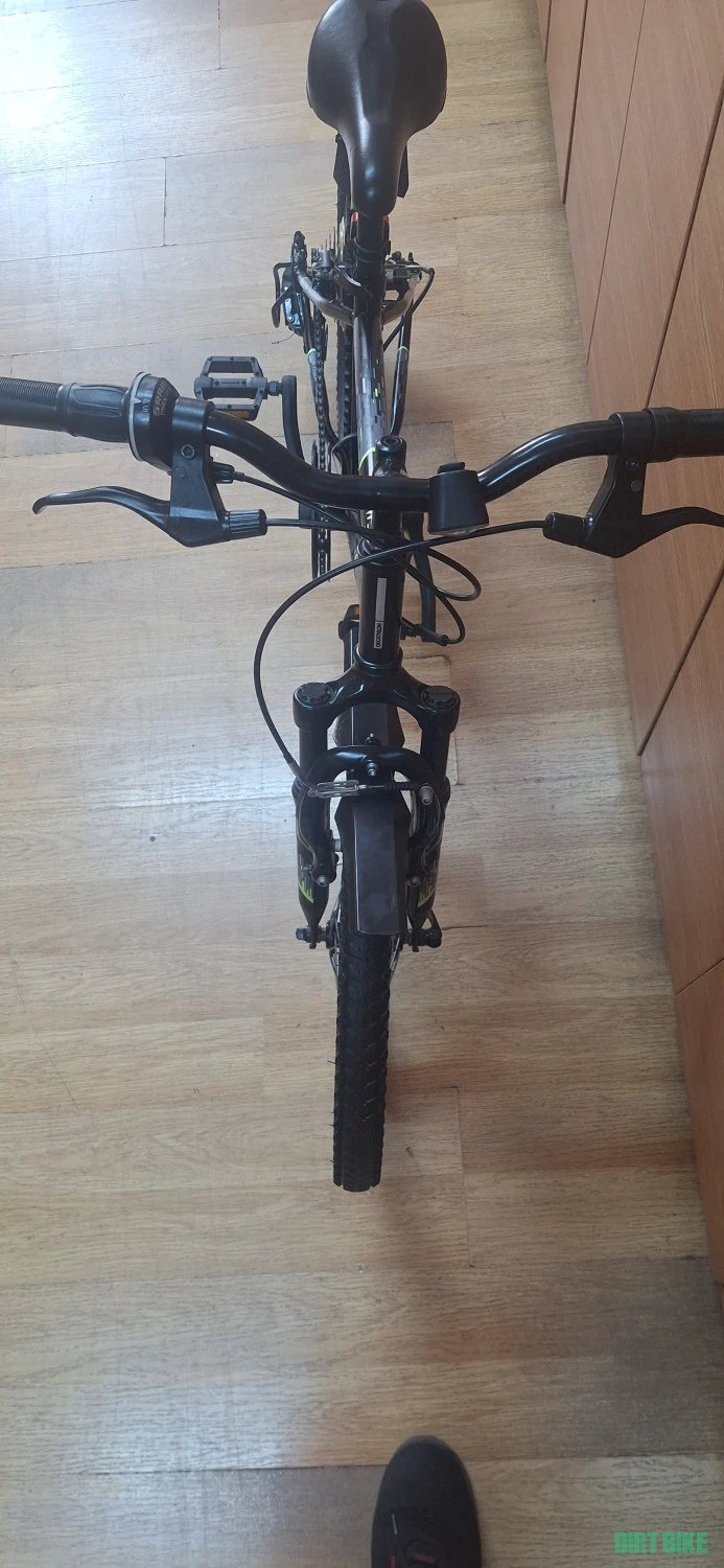 4. Bicicleta MTB rockrider ST500 20 (6-9ani)