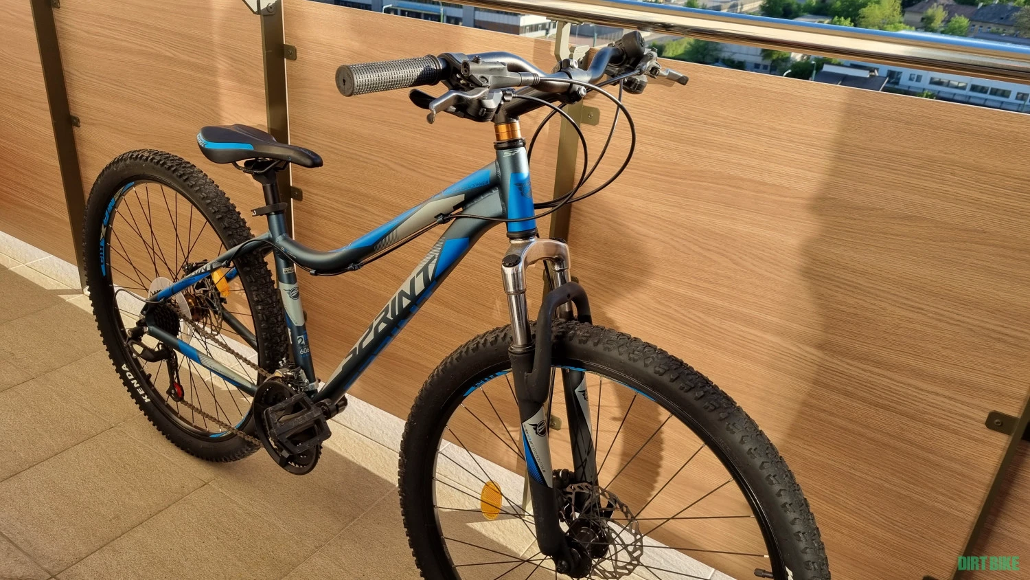 1. MTB Sprint Hunter. Diametru roti: 27.5", Marime cadru: S