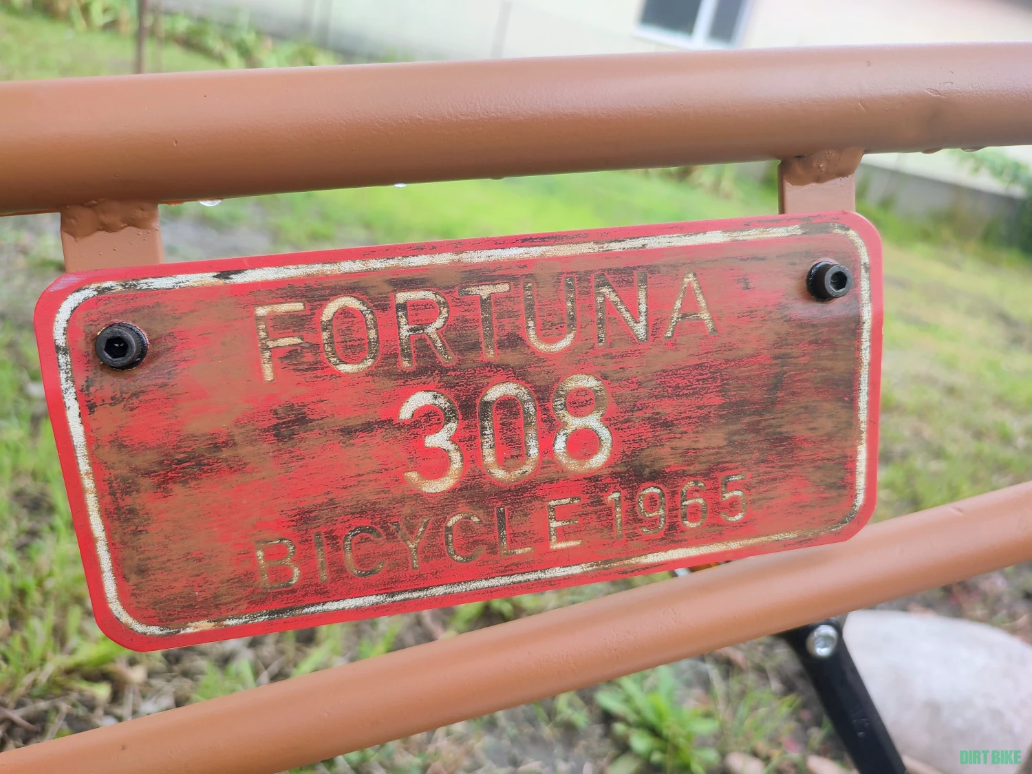 2. Bicicleta Tandem Pentru Oraș 2 Persoane.