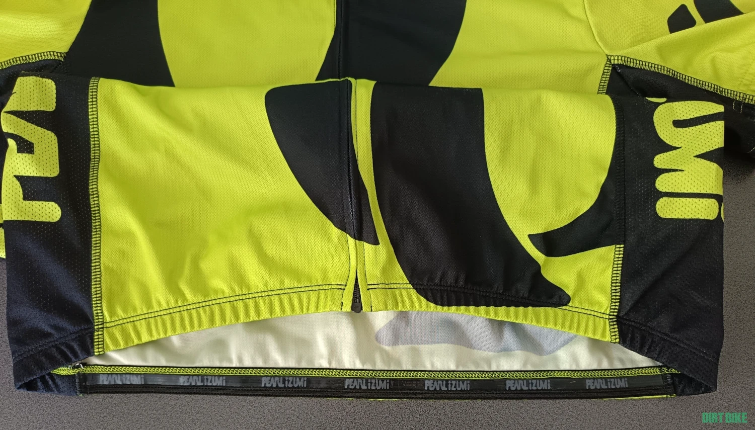4. Pearl Izumi Elite Jersey tricou ciclism barbati