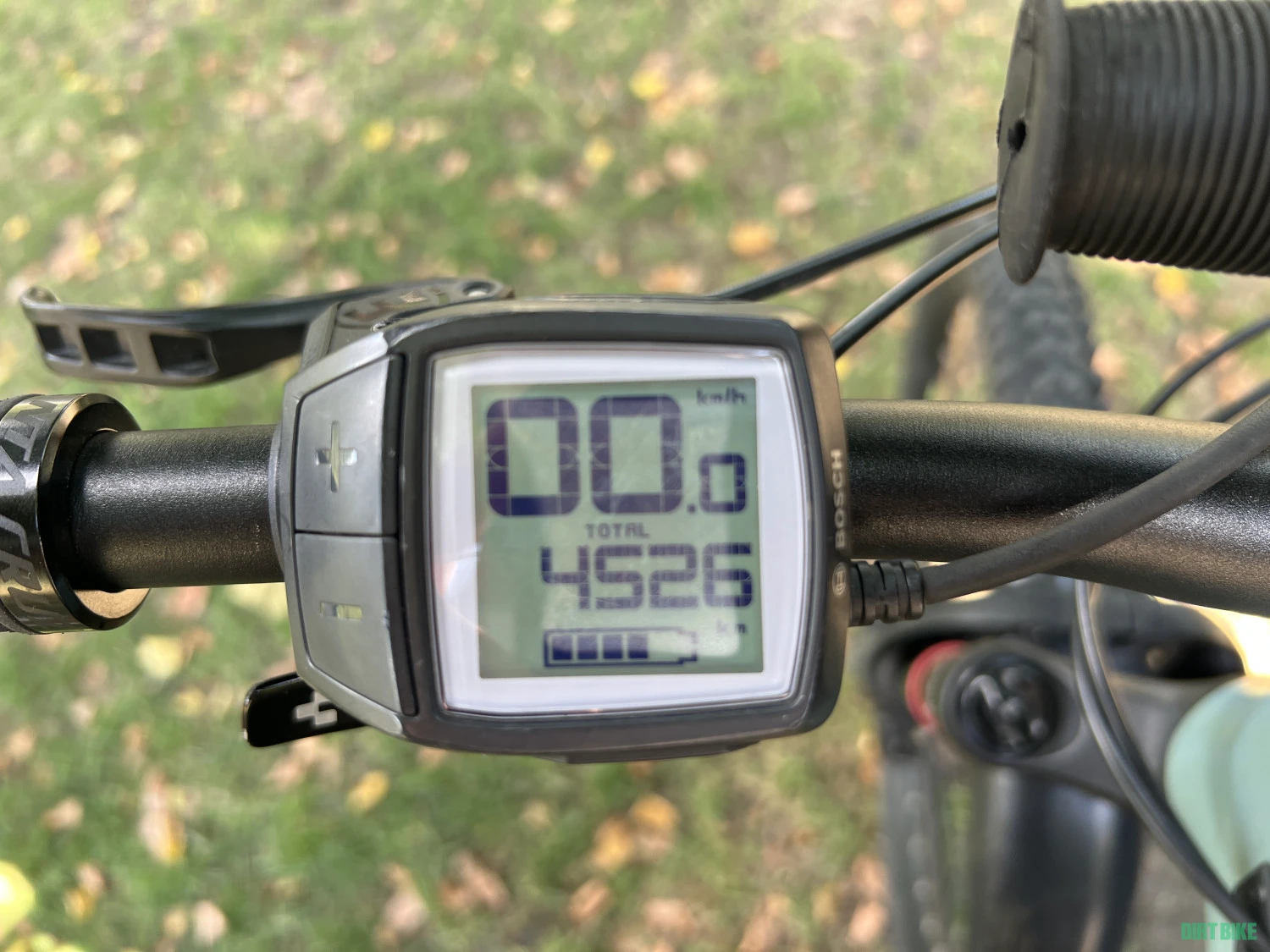 1. Bicicletela Electrica Cube Sereo hybrid 160 hpc