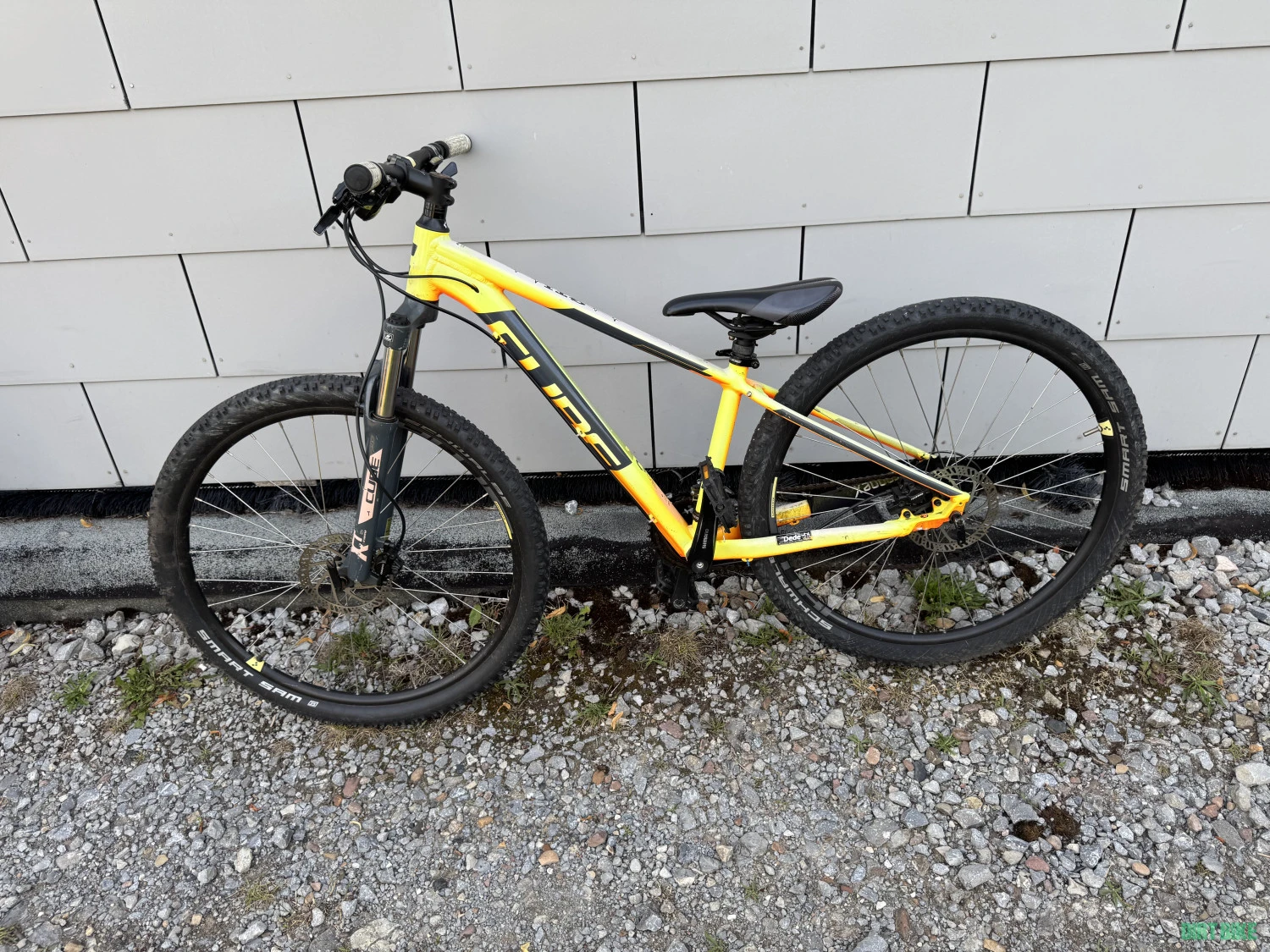 1. Bicicleta Cube Aim CMPT 27.5