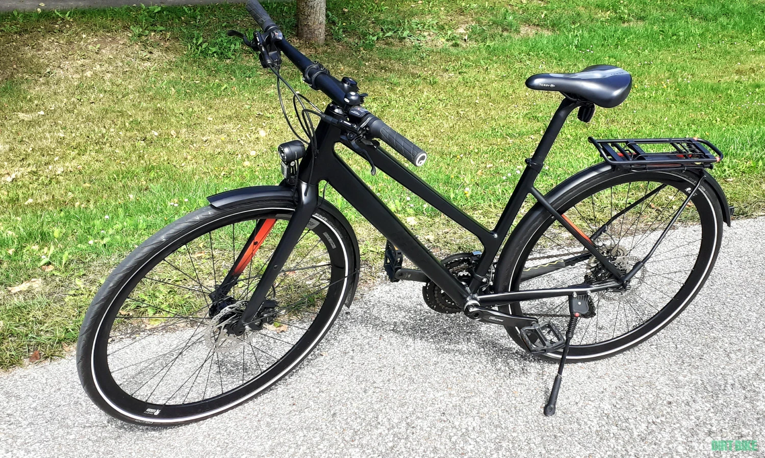 7. Rose Multi Street -bicicleta treking-oras marime M dama