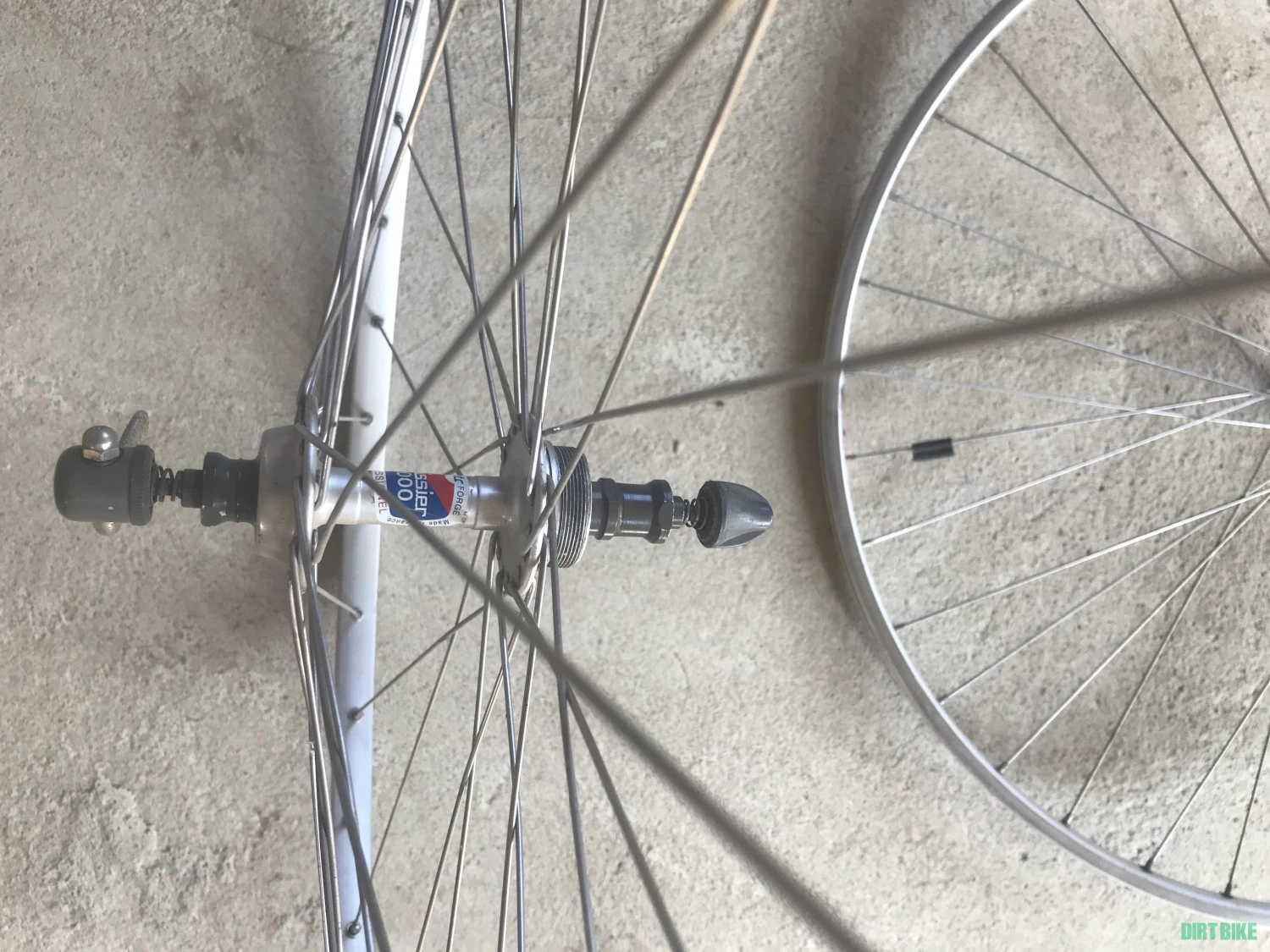 5. Set roti Mavic cu butuci Pelissier 2000 Professionel