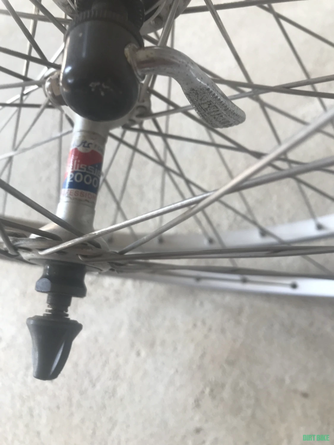 4. Set roti Mavic cu butuci Pelissier 2000 Professionel