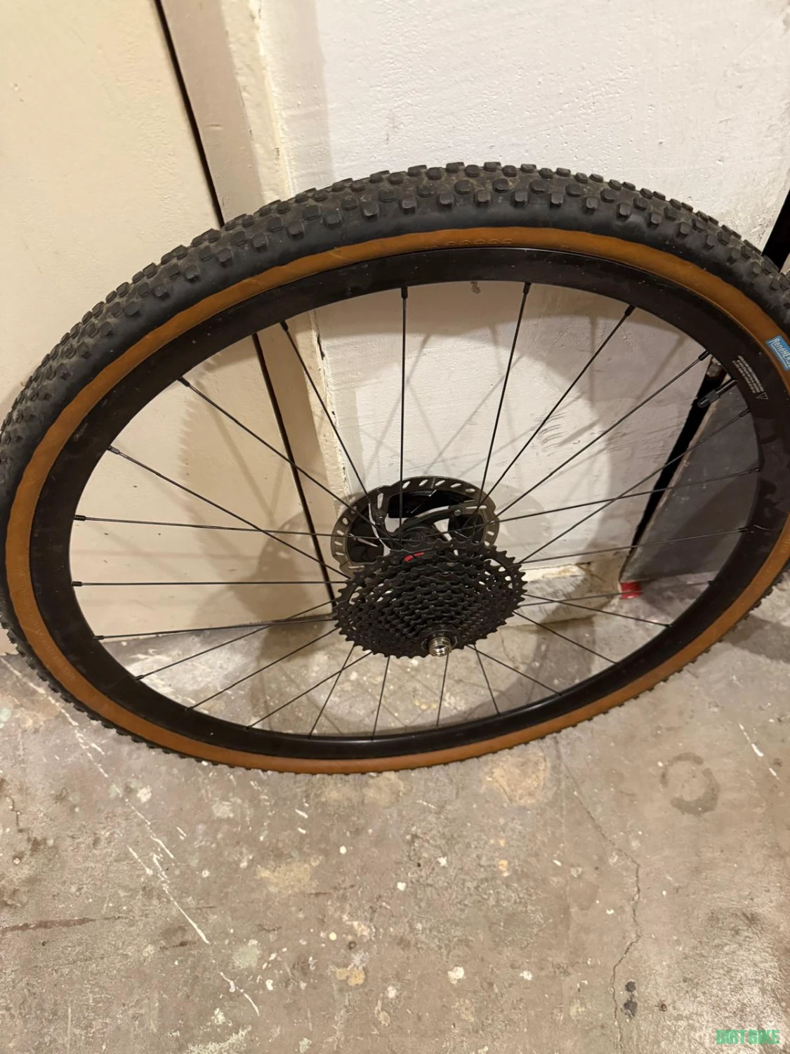 8. Gravel Benben Limited Edition – oțel, mărime 56, SRAM Apex/Rival