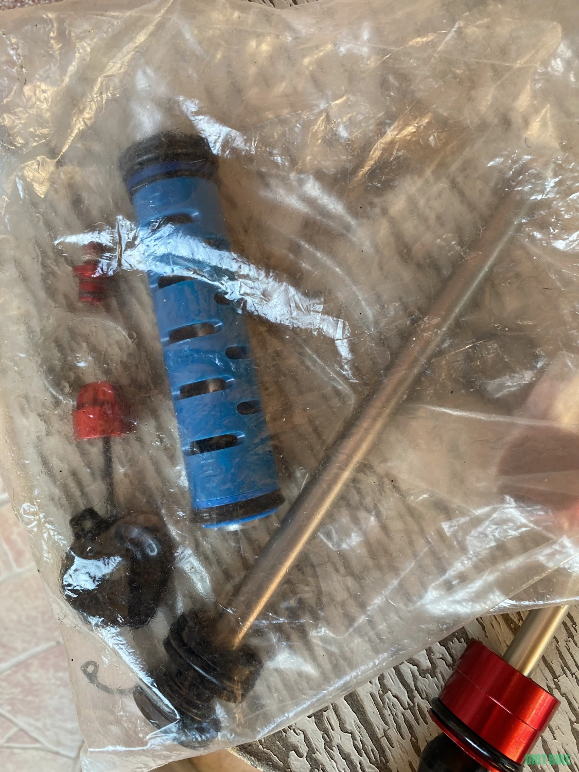 1. Damper motion control pentru RockShox yari / lyrik