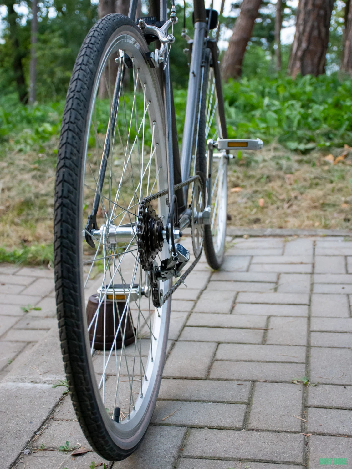 2. Bicicleta vintage - recondiționată complet