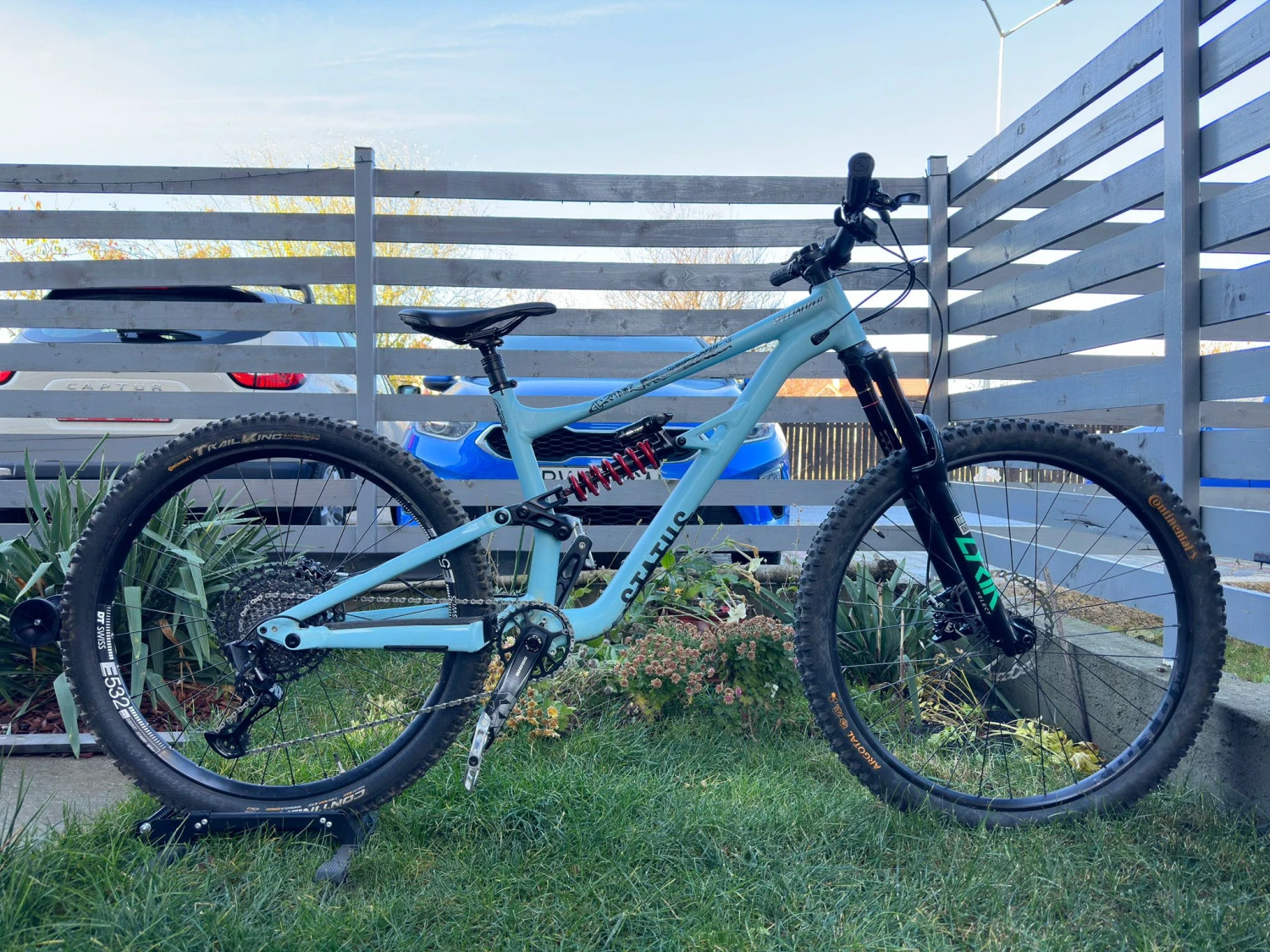 1. Vand Specialized Status 160 Custom 2023
