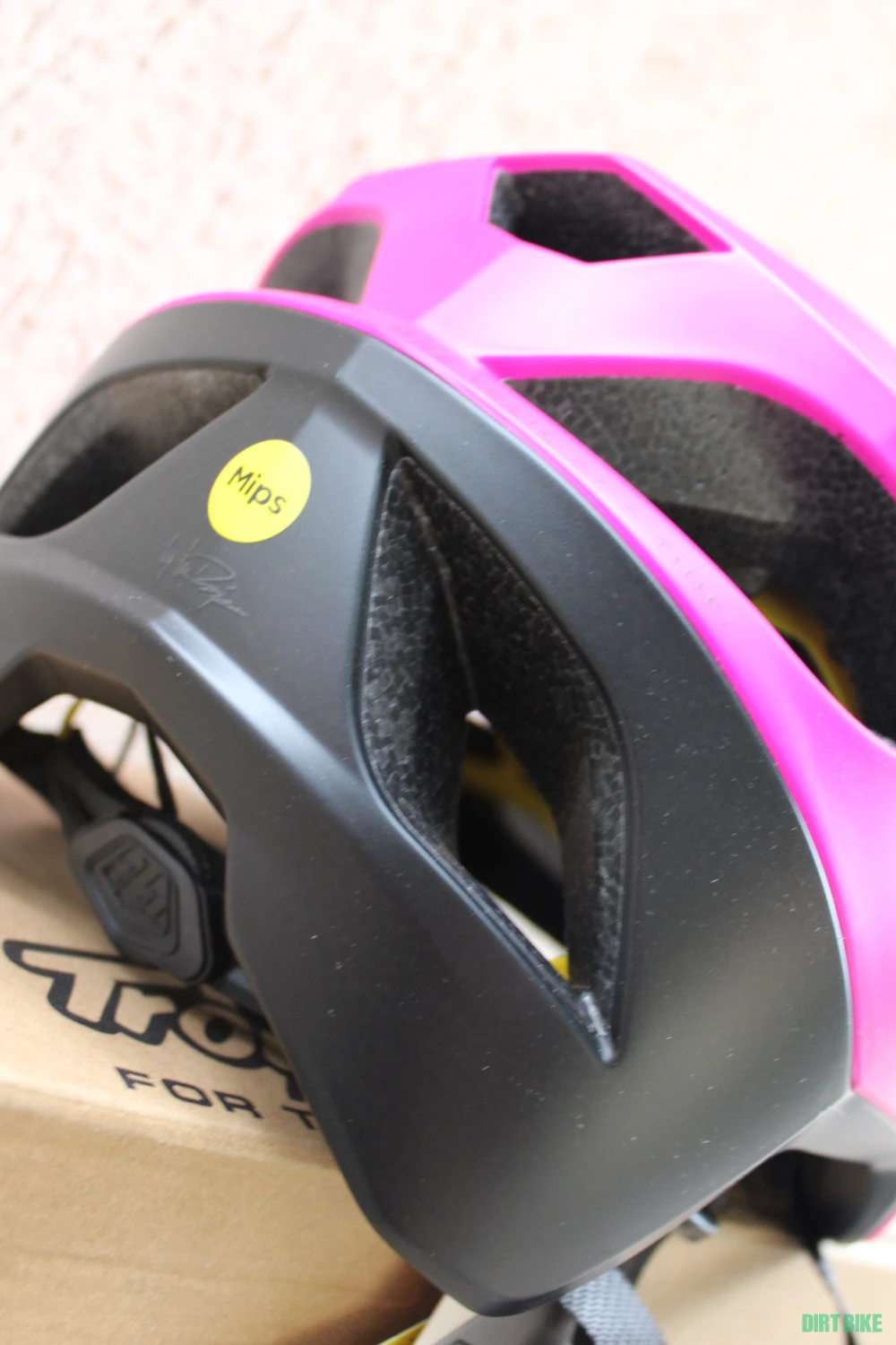 4. Troy Lee Designs Flowline MIPS Orbit - casca MTB - XL/XXL (60-63 cm) Magenta