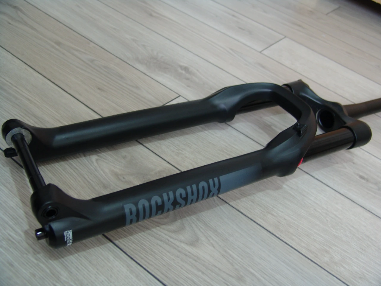 1. Furca 29'' RockShox 35 Gold RL Boost 140mm/Noua