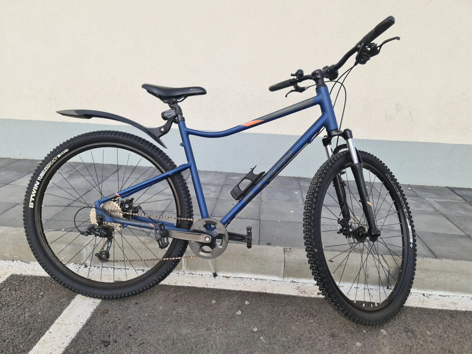 1. MontanBike BTwin