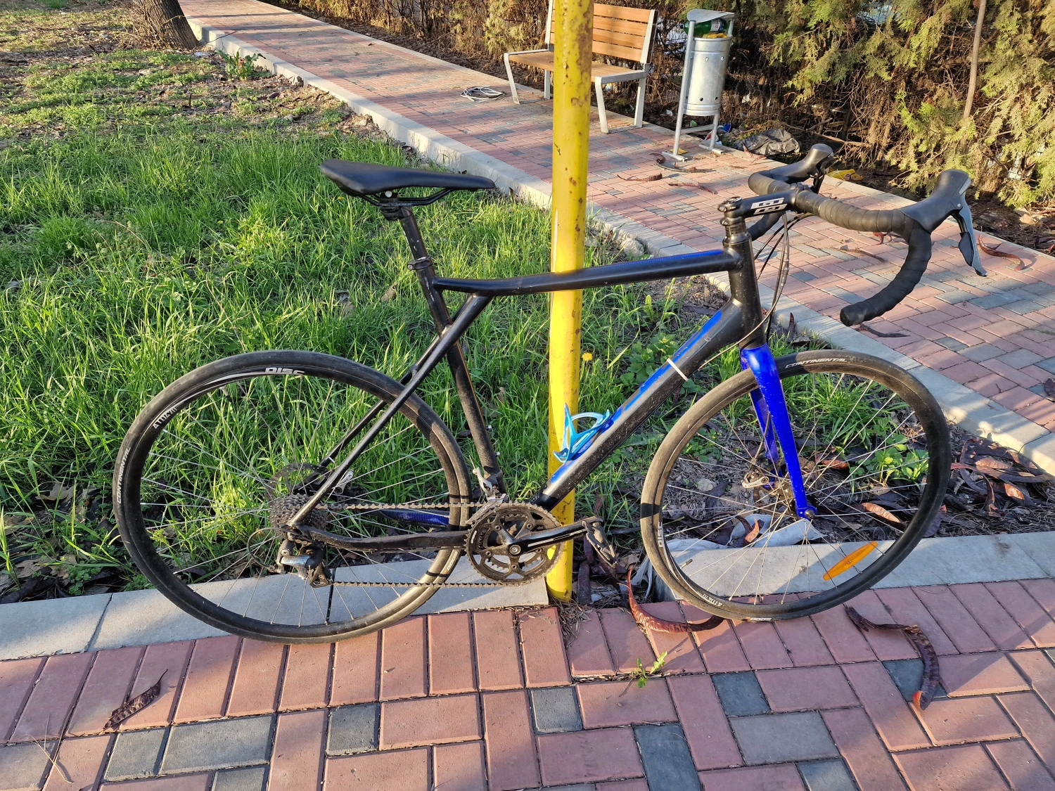 1. GT Grade Tiagra 2017
