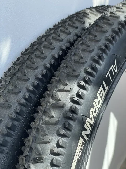 1. Set Anvelope RockRider AllTerrain 27.5 x 2.00