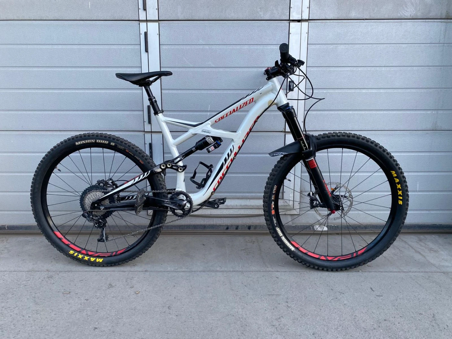 1. Specialized Enduro FSR comp 2016 650B