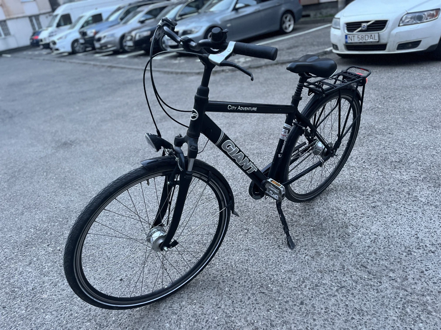 3. Bicicleta Giant City Adventure