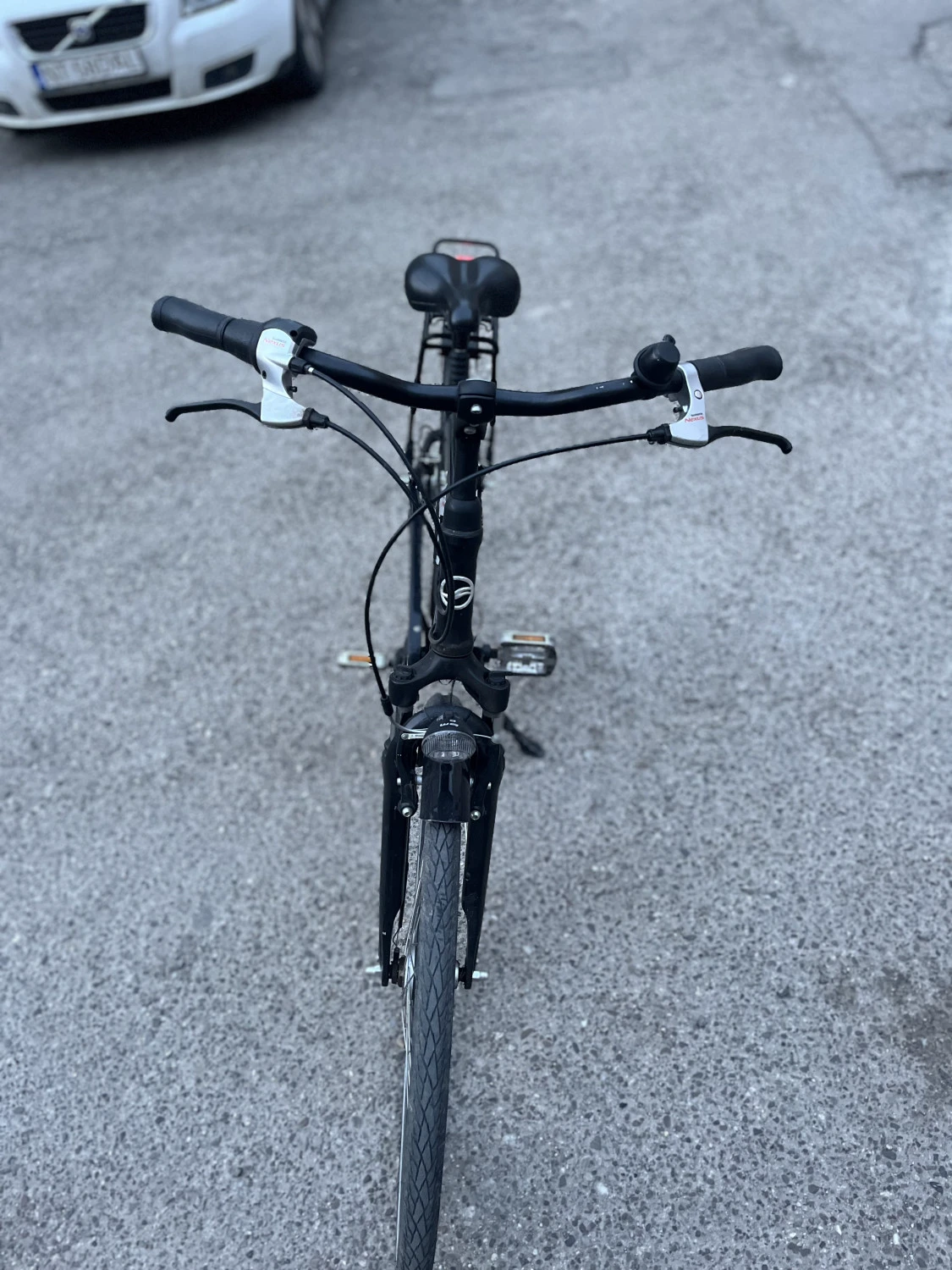 6. Bicicleta Giant City Adventure