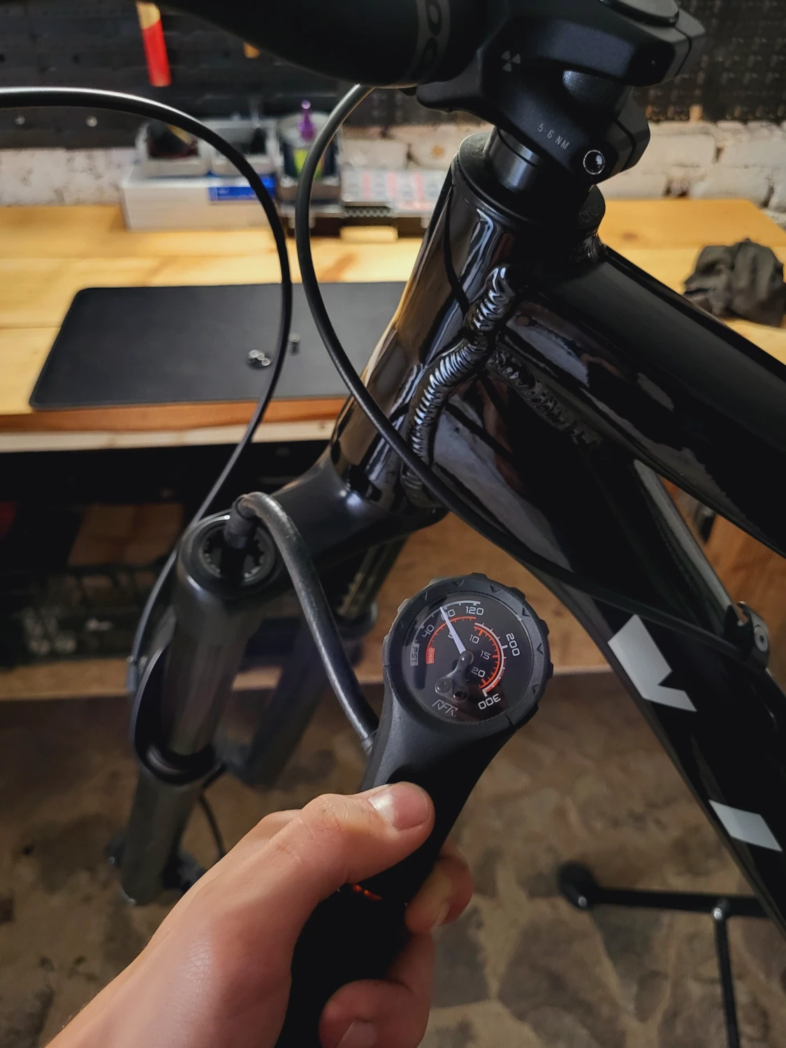 1. THE WRENCH - SERVICE BICICLETE