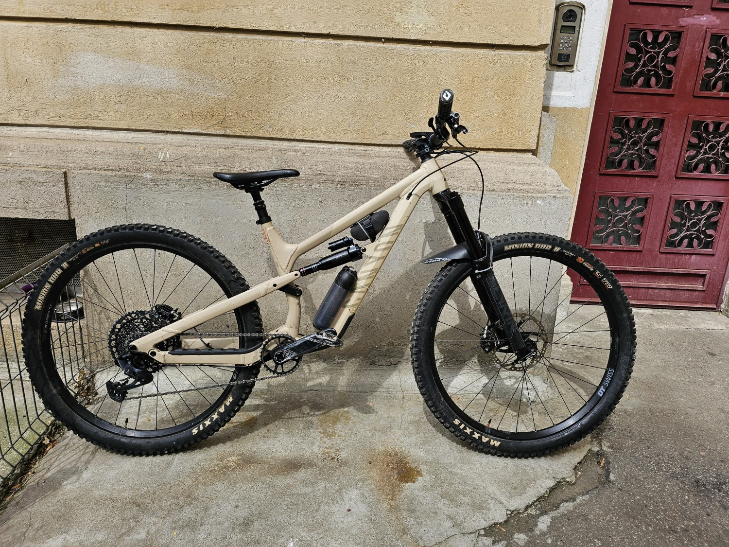 1. Canyon Spectral AL6 M 160/160, 2023