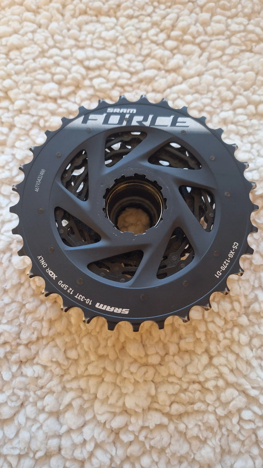1. Pinioane Sram Force Axs 12-speed