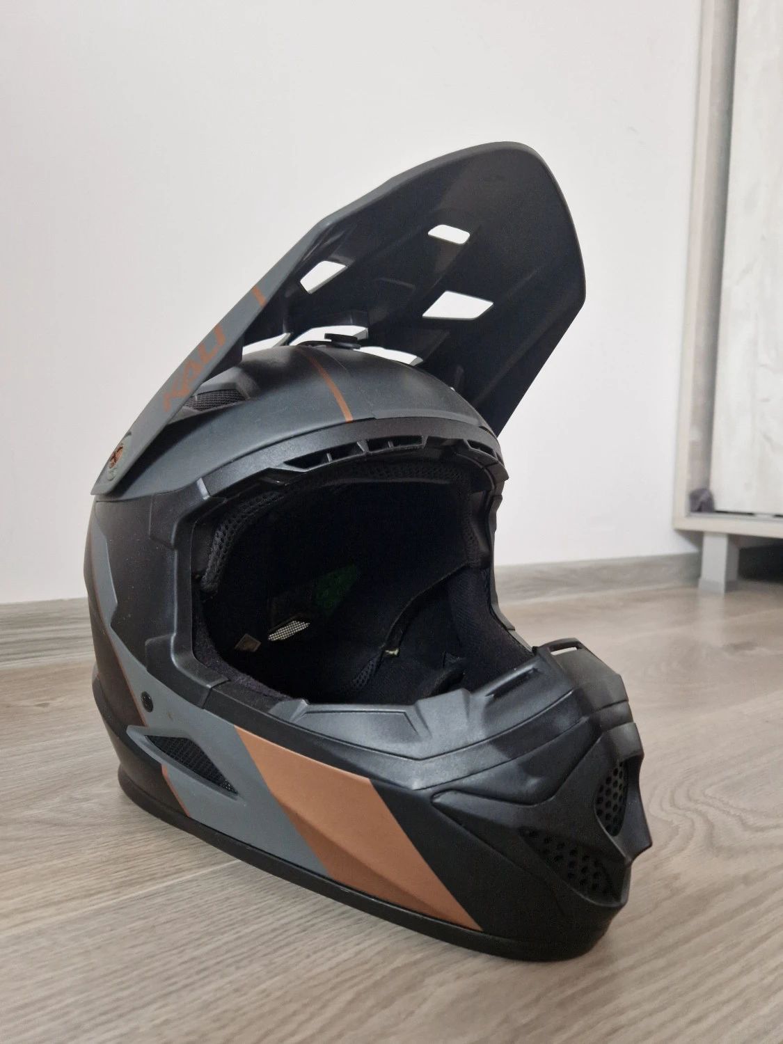 1. Vand casca full face Kali Zoka Stripe mate marimea XL