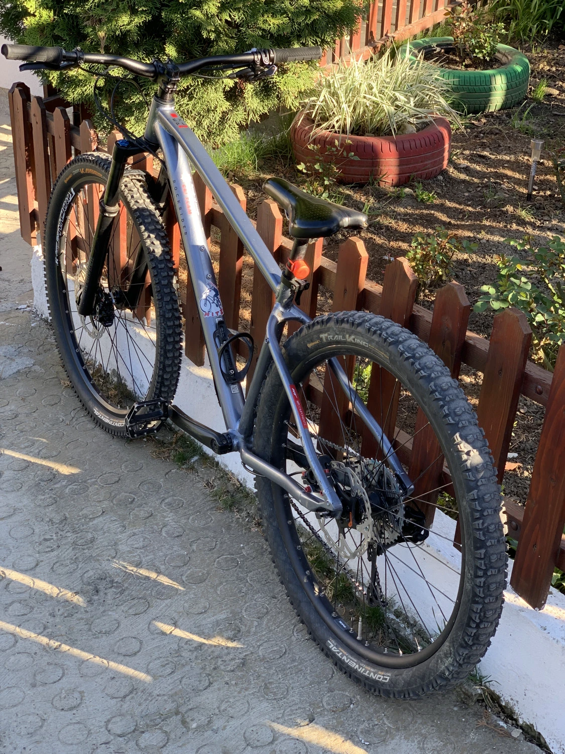3. Vând rockrider EXPL 520