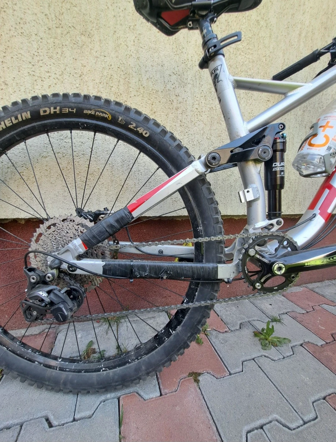 1. Full suspension Ghost