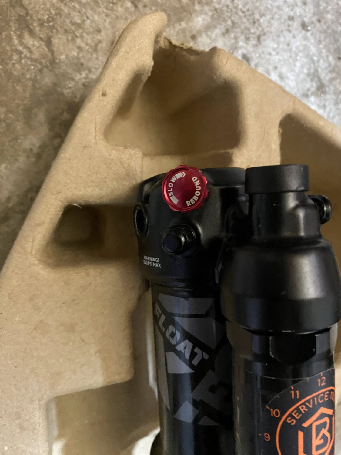 2. Fox Float X 205x65 2022
