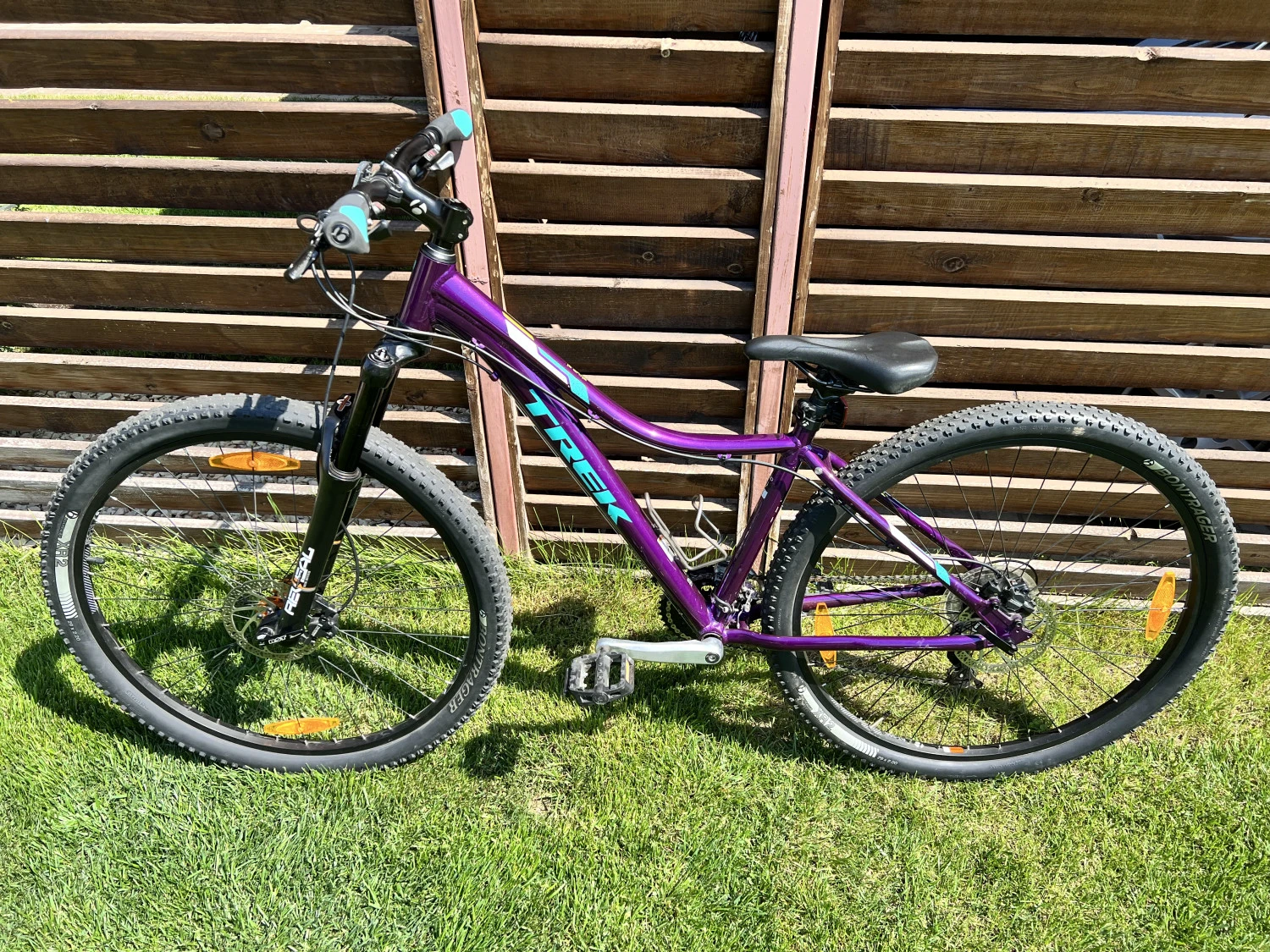 1. Trek Skye SL Women's