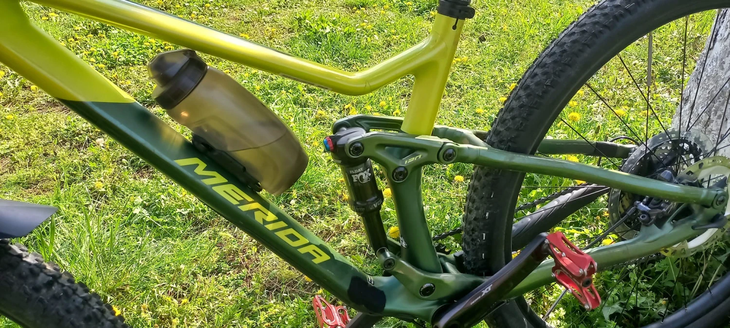 8. Vând bicicleta Merida One-twenty 7000