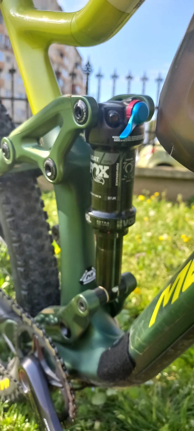2. Vând bicicleta Merida One-twenty 7000