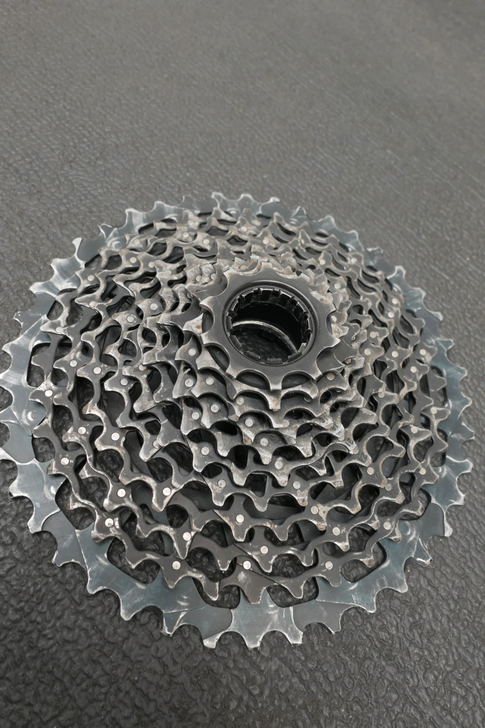1. SRAM XG-1180