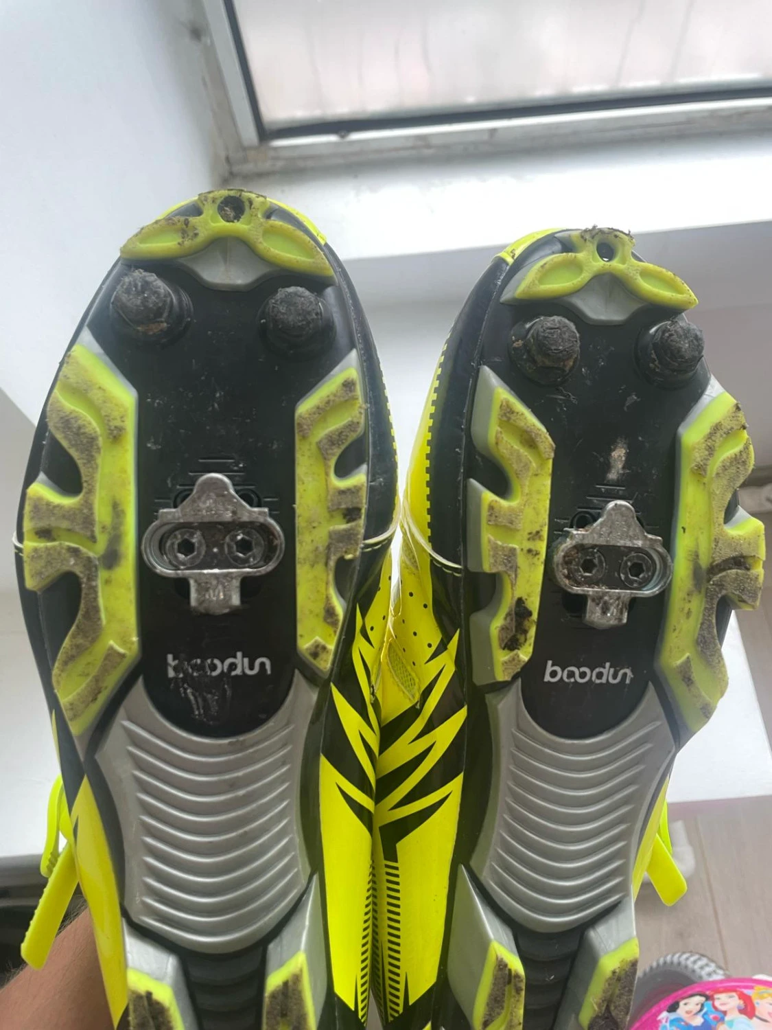 5. Pantofi mtb Boodun marimea 44.