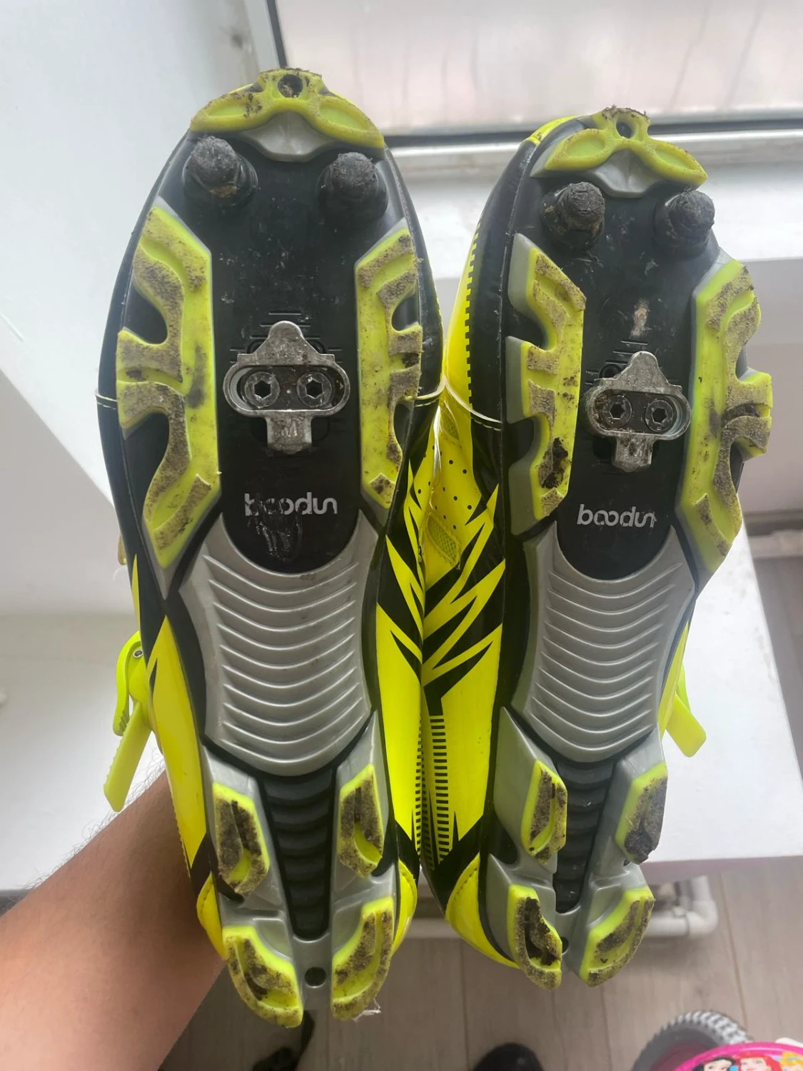 4. Pantofi mtb Boodun marimea 44.