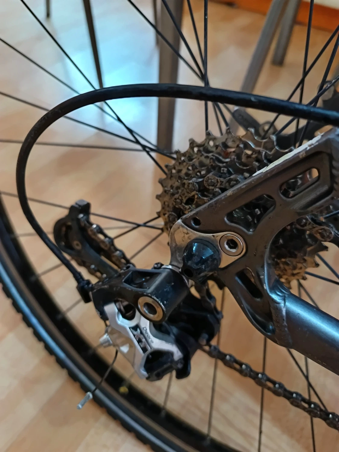 1. Bulls cross country 28'' XL usoara