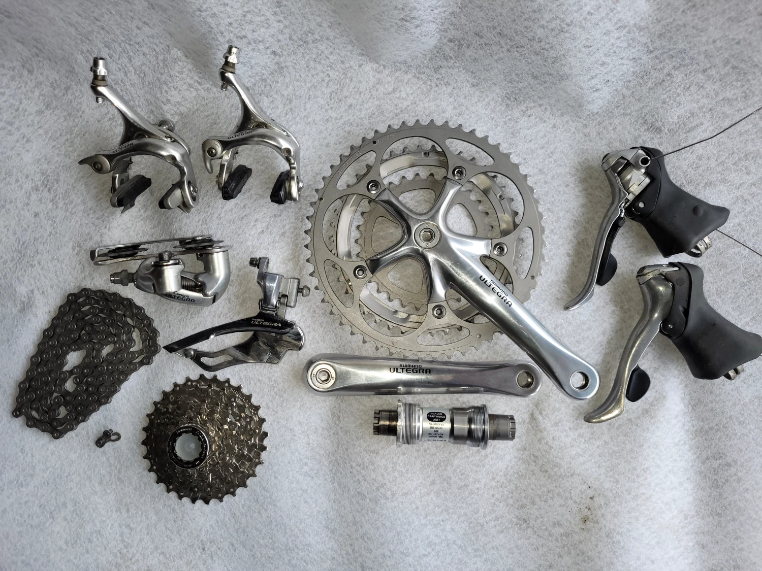 4. Groupset Shimano Ultegra R6500