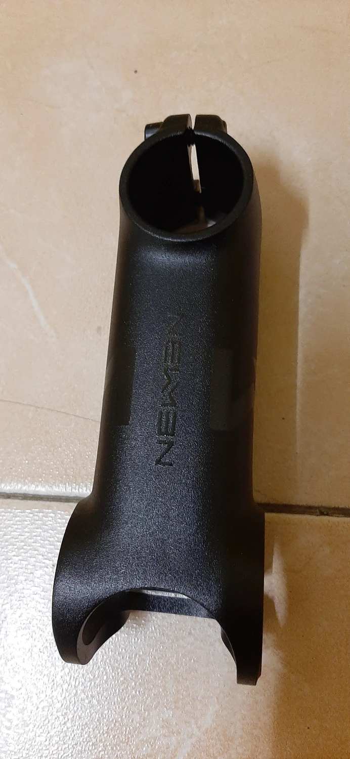 6. Pipa Newmen 10 cm, 77 gr