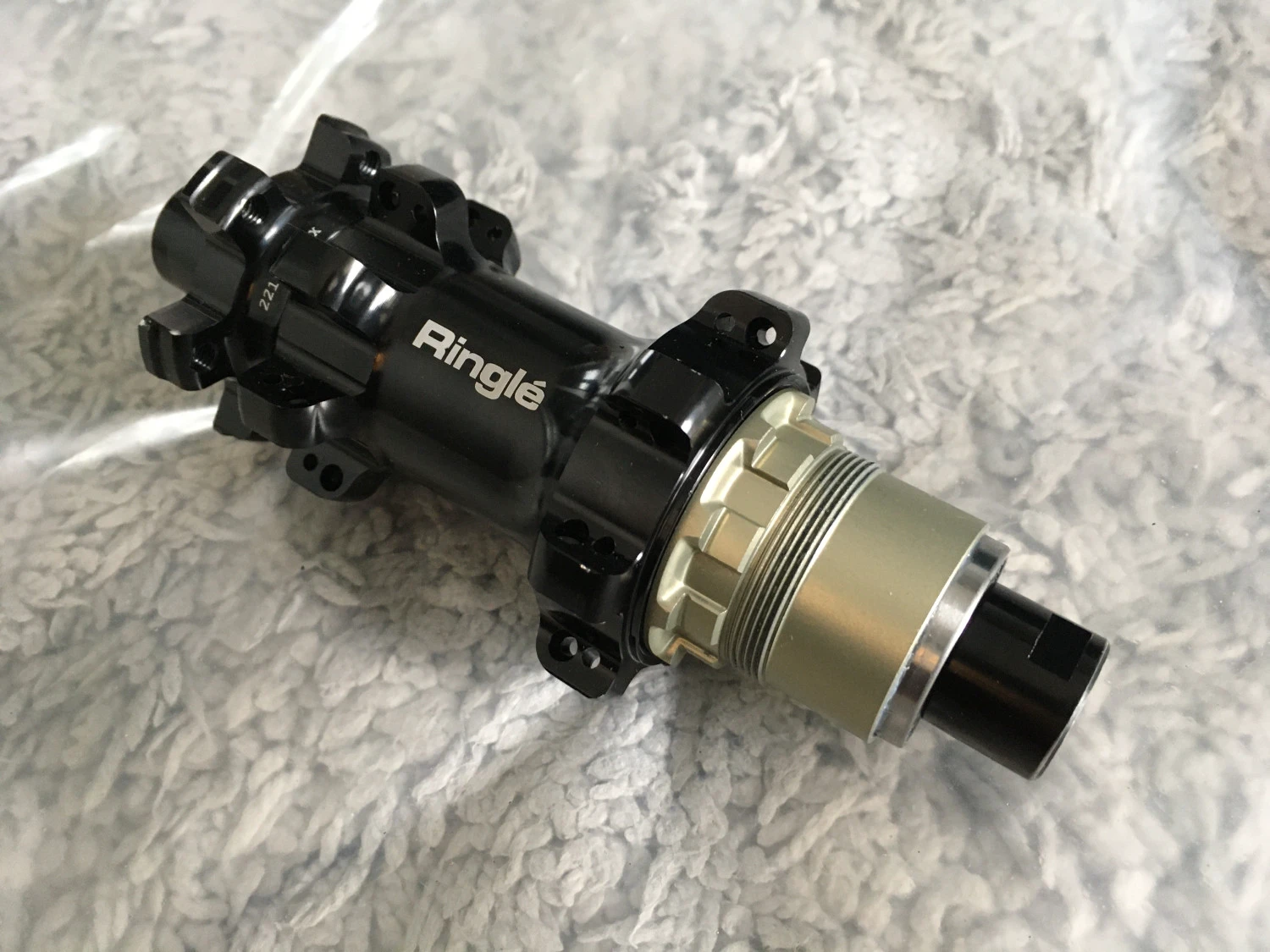 1. Butuc spate Sunringle SRX