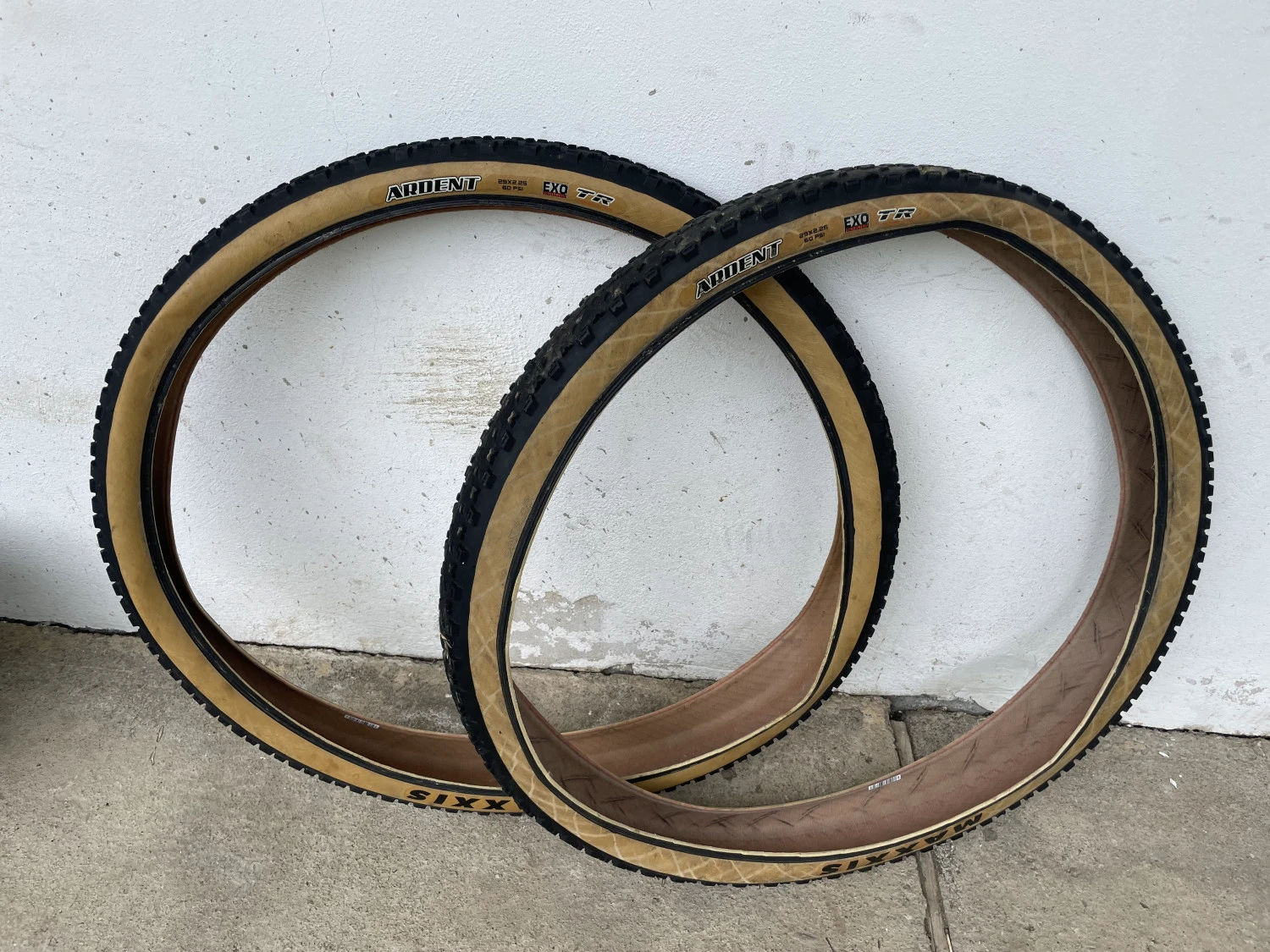 1. Set Cauciucuri Maxxis Ardent 29x2.25, EXO TR