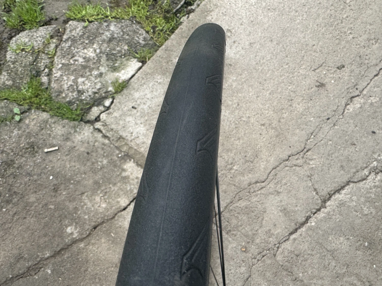 1. Cauciuc Continental Ultrasport 28 mm